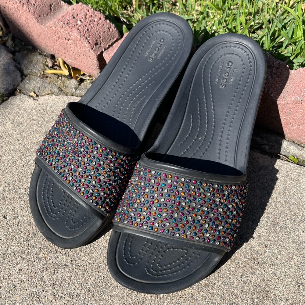 Classic Croc Slide with multicolored stones